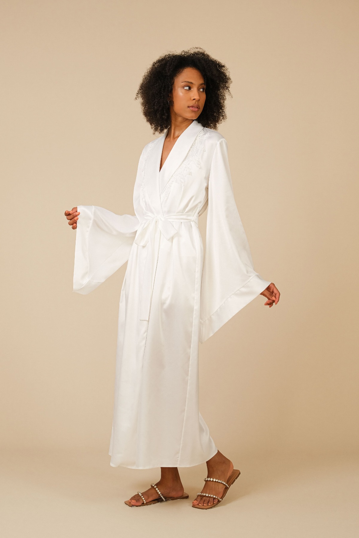 Asaka Ecru Lace Long Dressing Gown | Sheima